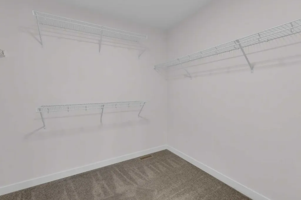 541 Baywater Manor SW Airdrie AB T4B 0A7