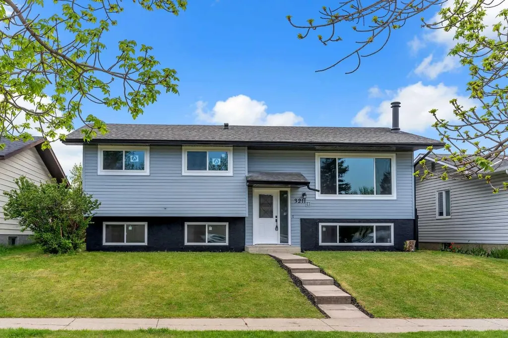 3211 60 Street NE Calgary AB T1Y 3L3