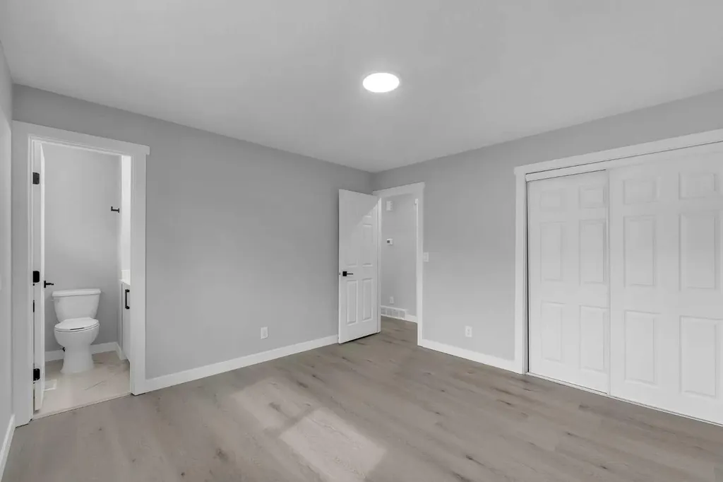 3211 60 Street NE Calgary AB T1Y 3L3
