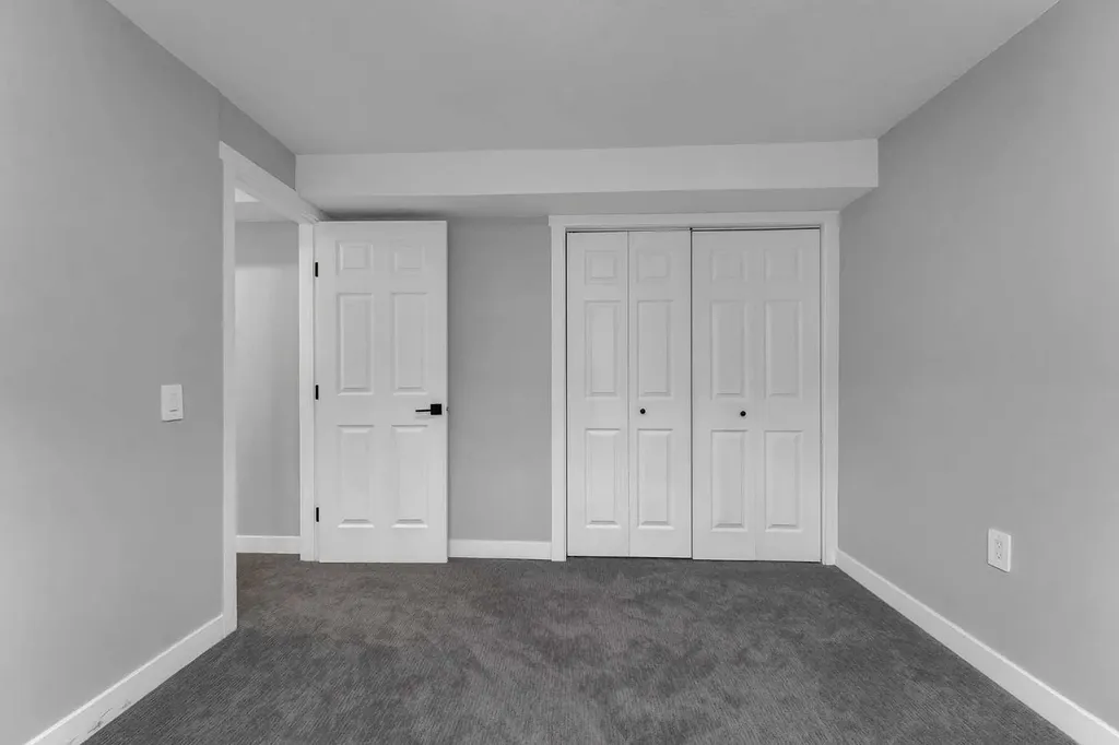 3211 60 Street NE Calgary AB T1Y 3L3
