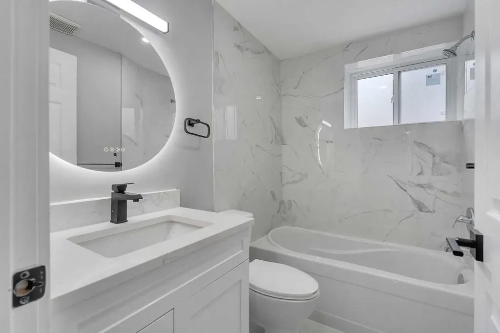 3211 60 Street NE Calgary AB T1Y 3L3