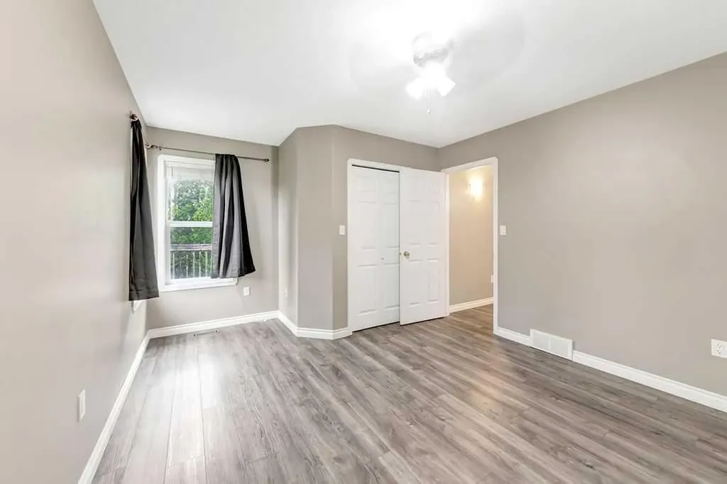 6814 39 Street Lloydminster AB T9V 2Z3