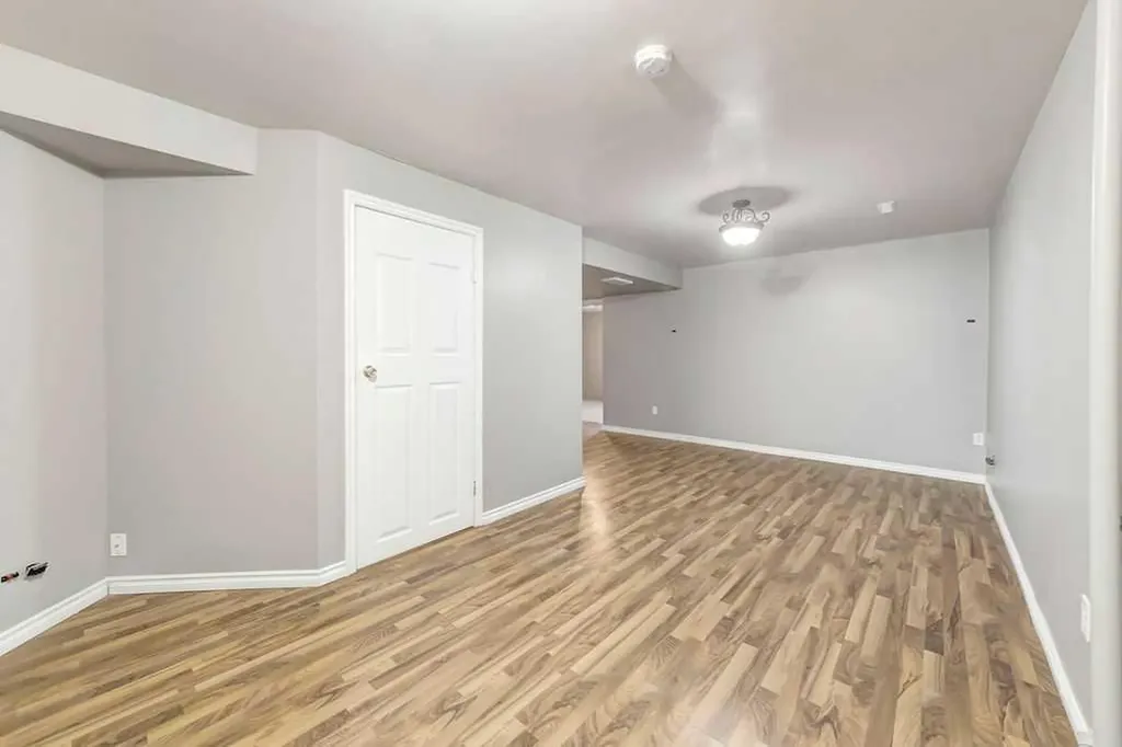 6814 39 Street Lloydminster AB T9V 2Z3