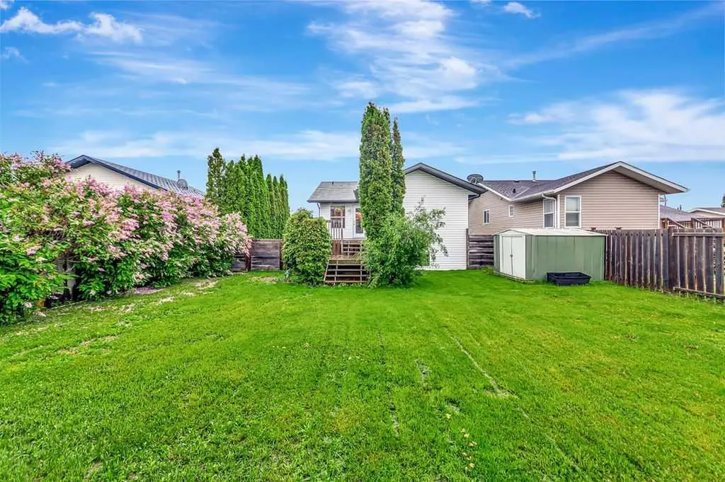 6814 39 Street Lloydminster AB T9V 2Z3