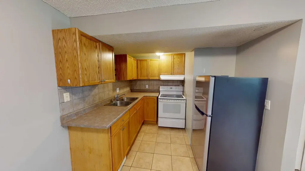 9835 100a Avenue Sexsmith AB T0H3C0