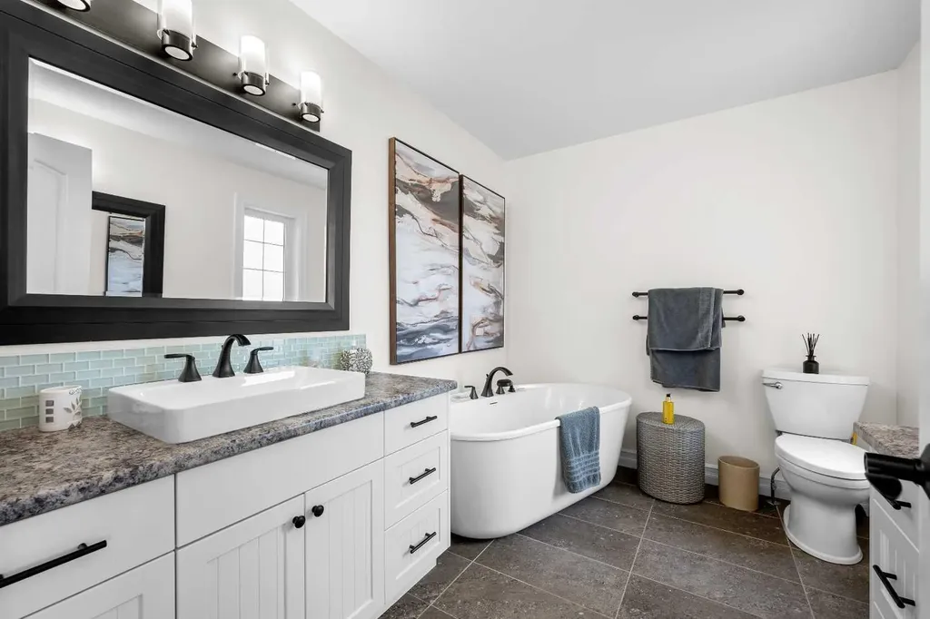 1315 47a Avenue Lloydminster SK S9V 2G6