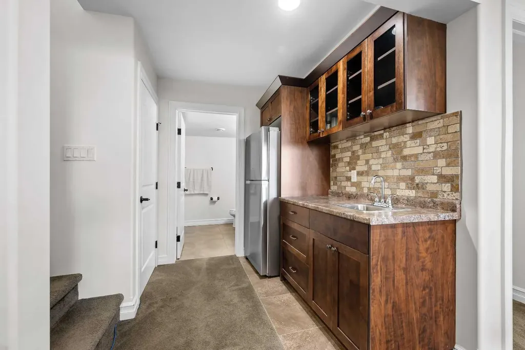 1315 47a Avenue Lloydminster SK S9V 2G6