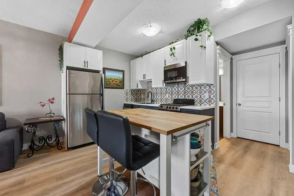 47 Evanscrest Way NW Calgary AB T3P 0P2