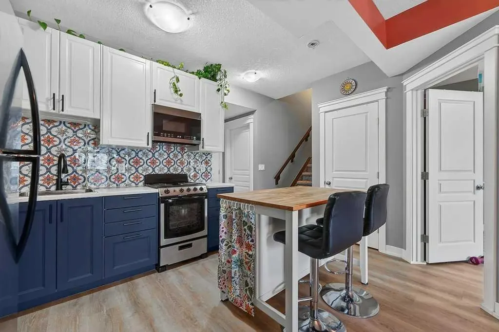 47 Evanscrest Way NW Calgary AB T3P 0P2