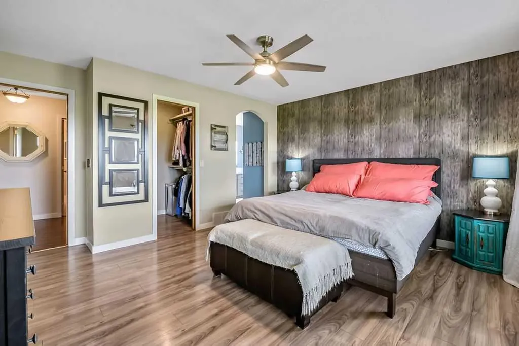56152 658 Avenue E Rural Foothills County AB T0L 0P0