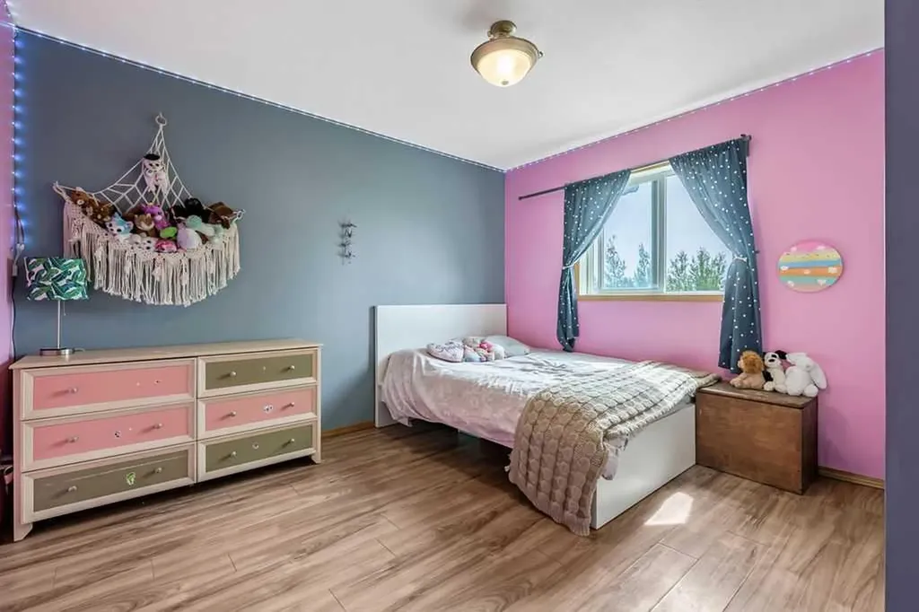 56152 658 Avenue E Rural Foothills County AB T0L 0P0