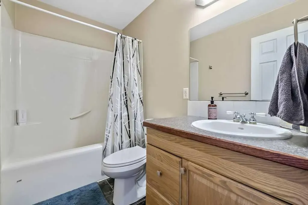 56152 658 Avenue E Rural Foothills County AB T0L 0P0