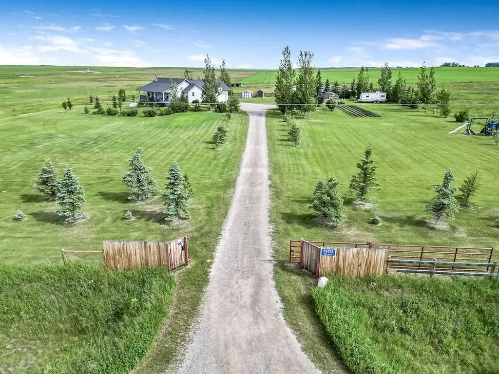 56152 658 Avenue E Rural Foothills County AB T0L 0P0