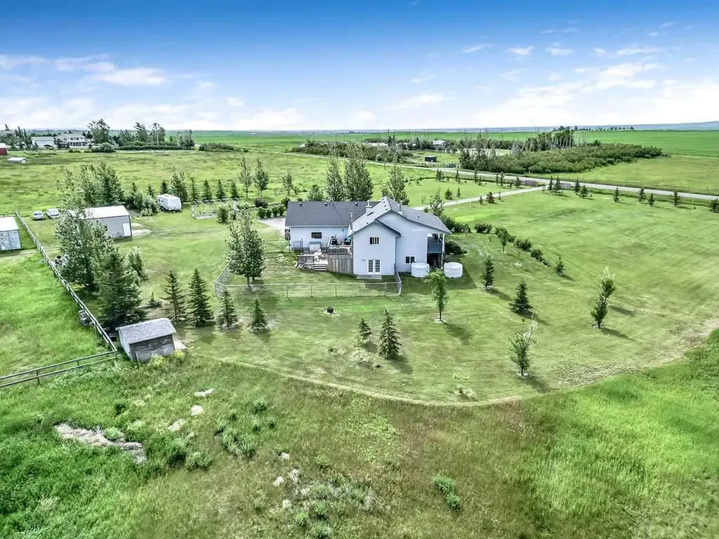 56152 658 Avenue E Rural Foothills County AB T0L 0P0