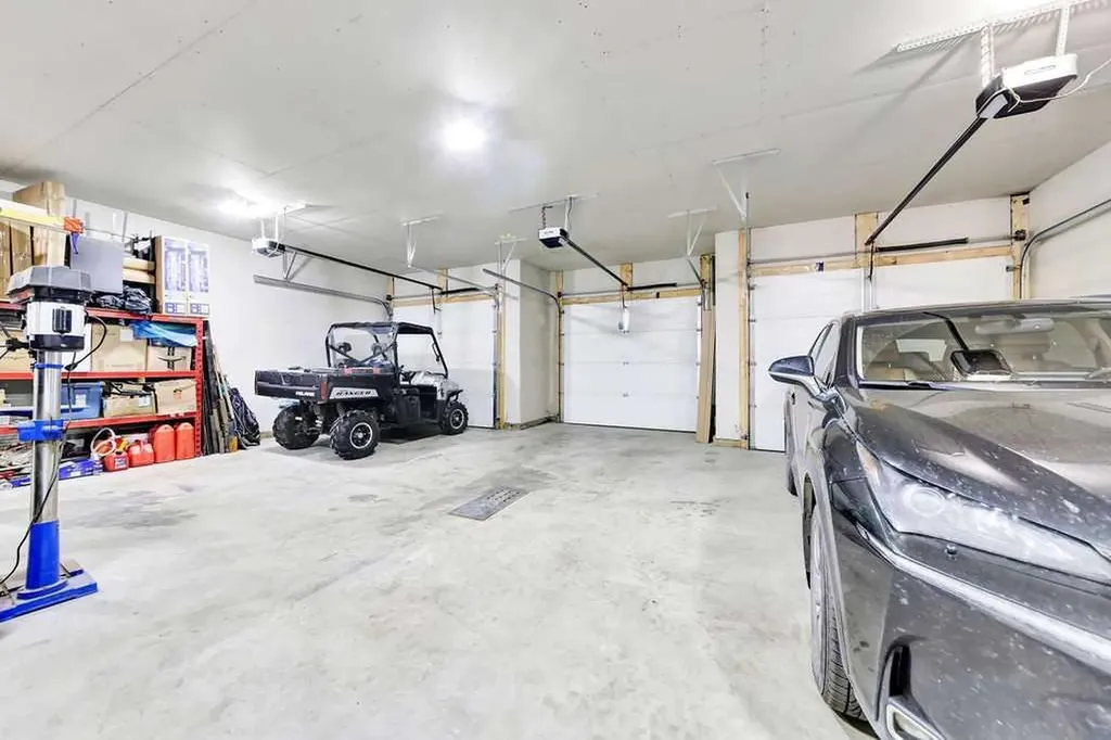 5913 13 Street Lloydminster AB T9V 3V3