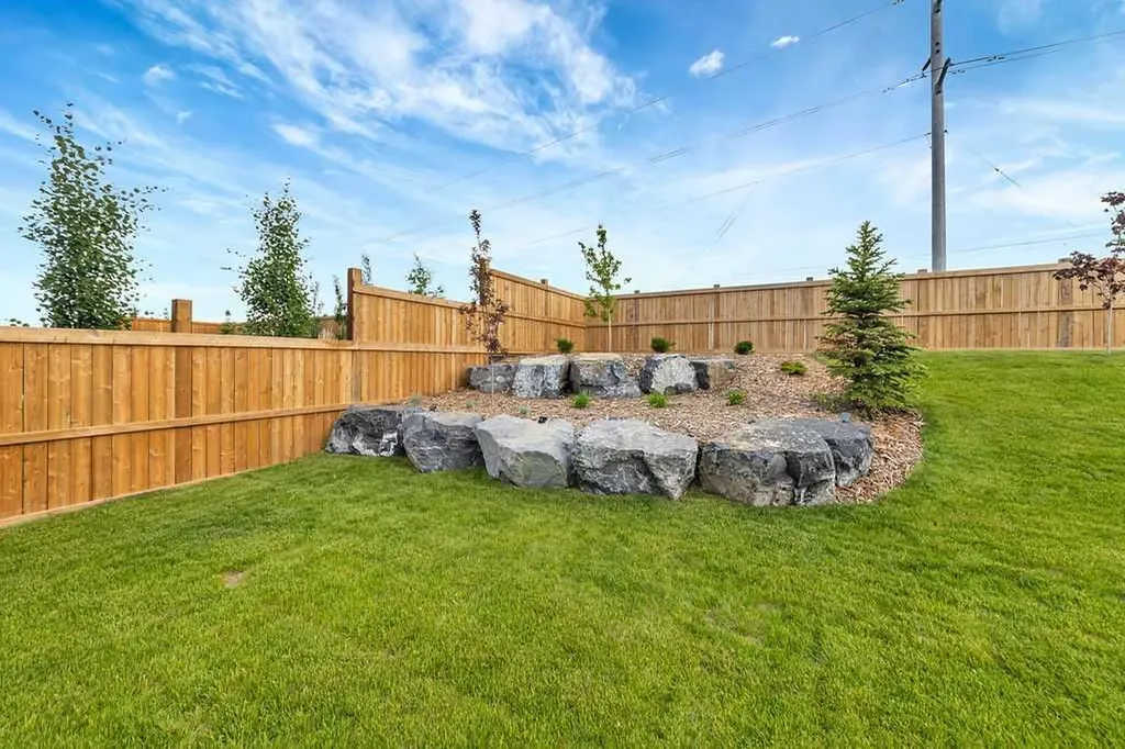5913 13 Street Lloydminster AB T9V 3V3