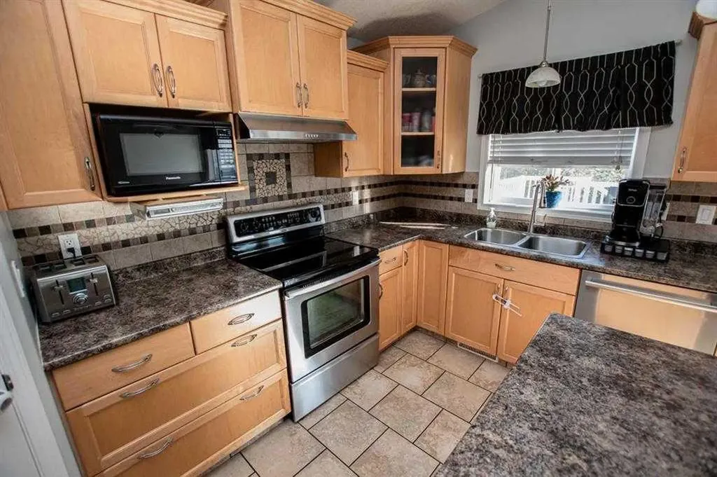 6613 97 Street Grande Prairie AB T8W 2W1