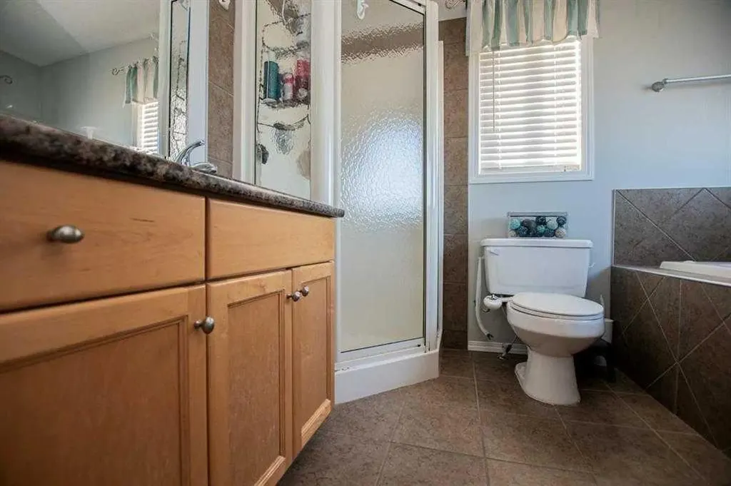 6613 97 Street Grande Prairie AB T8W 2W1
