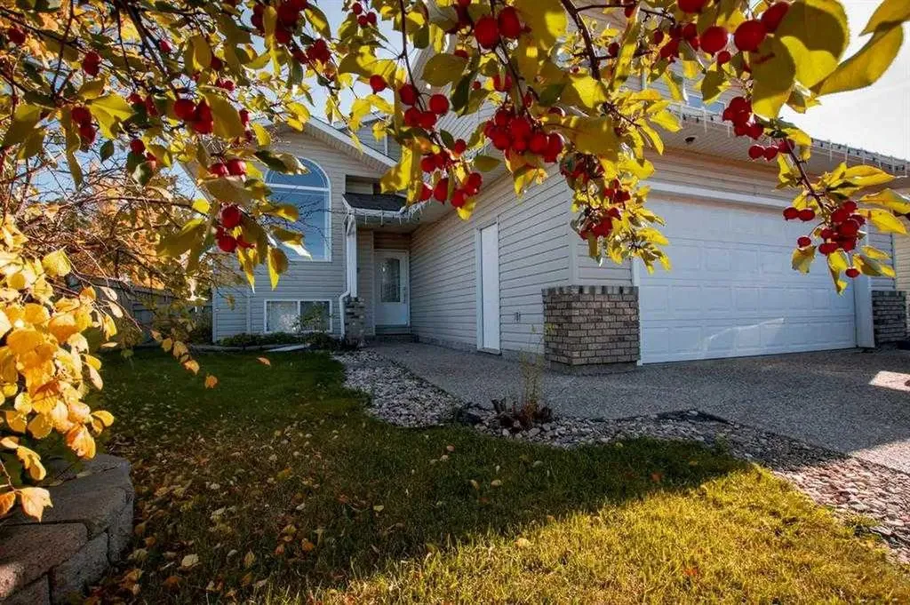 6613 97 Street Grande Prairie AB T8W 2W1