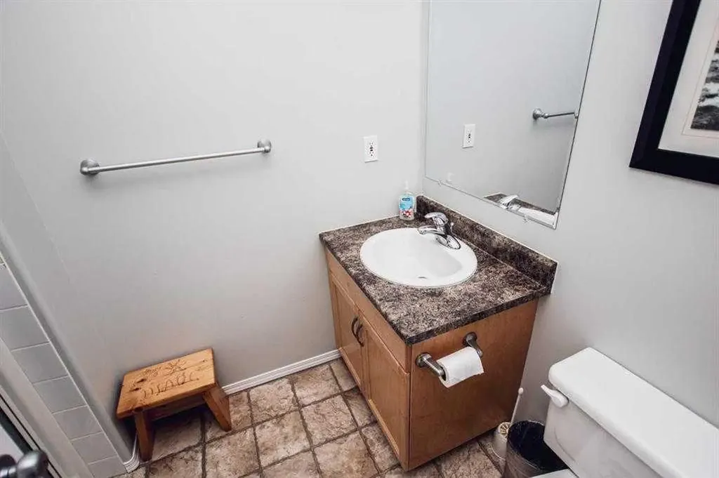 6613 97 Street Grande Prairie AB T8W 2W1