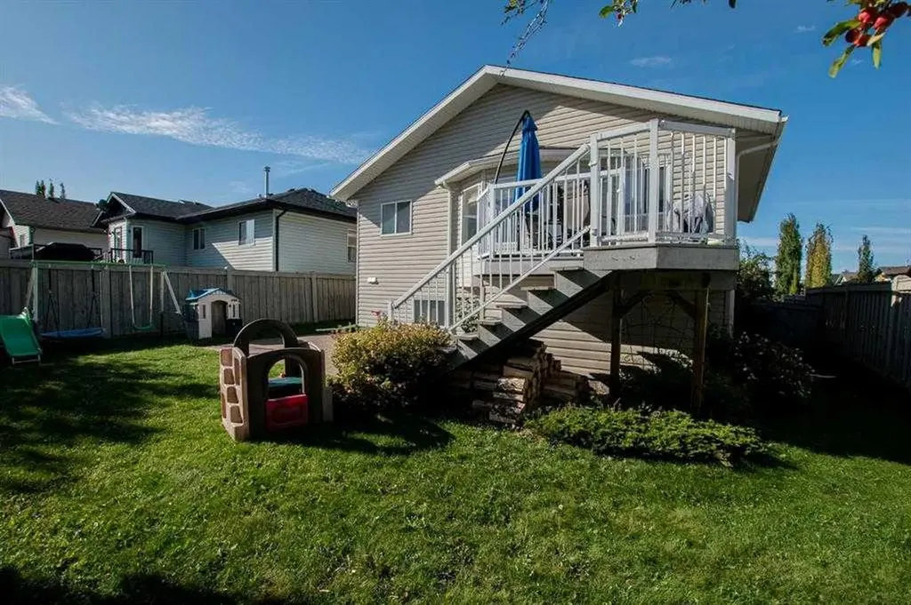 6613 97 Street Grande Prairie AB T8W 2W1