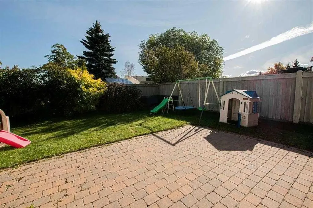 6613 97 Street Grande Prairie AB T8W 2W1