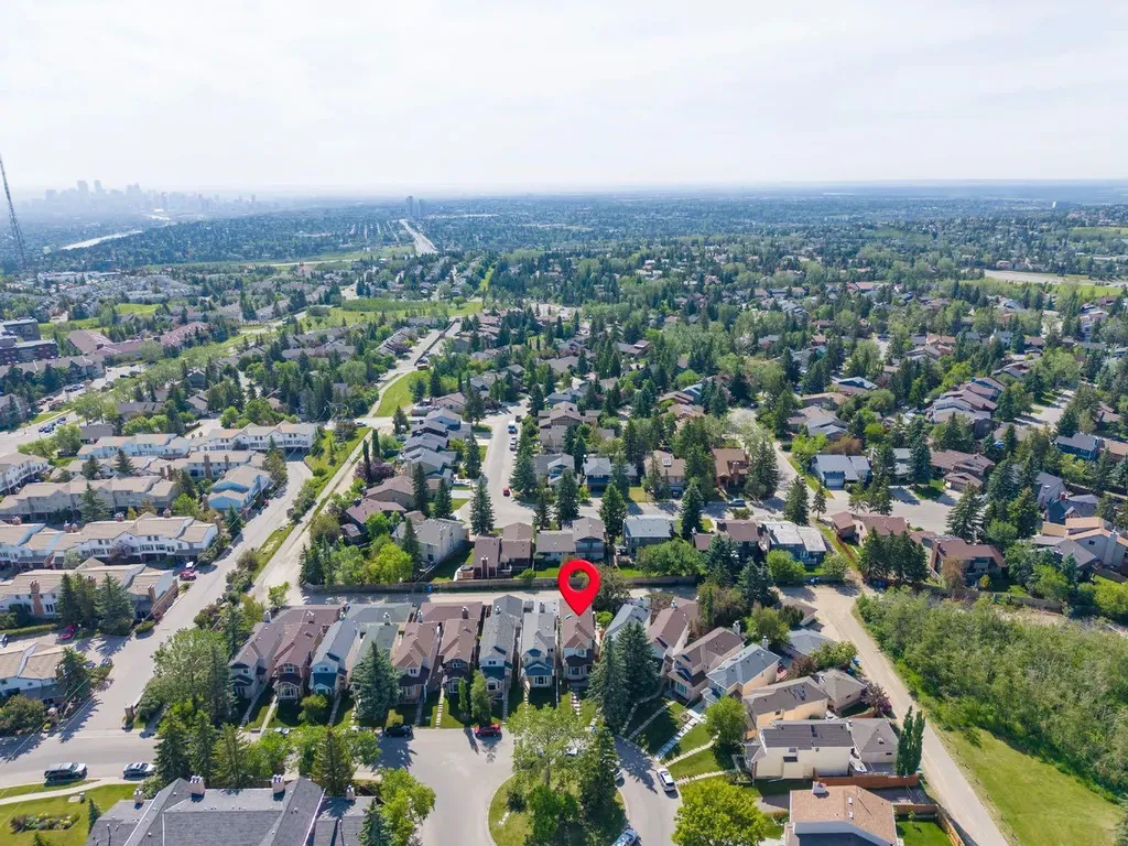 227 Coachway Road SW Calgary AB T3H 1B2