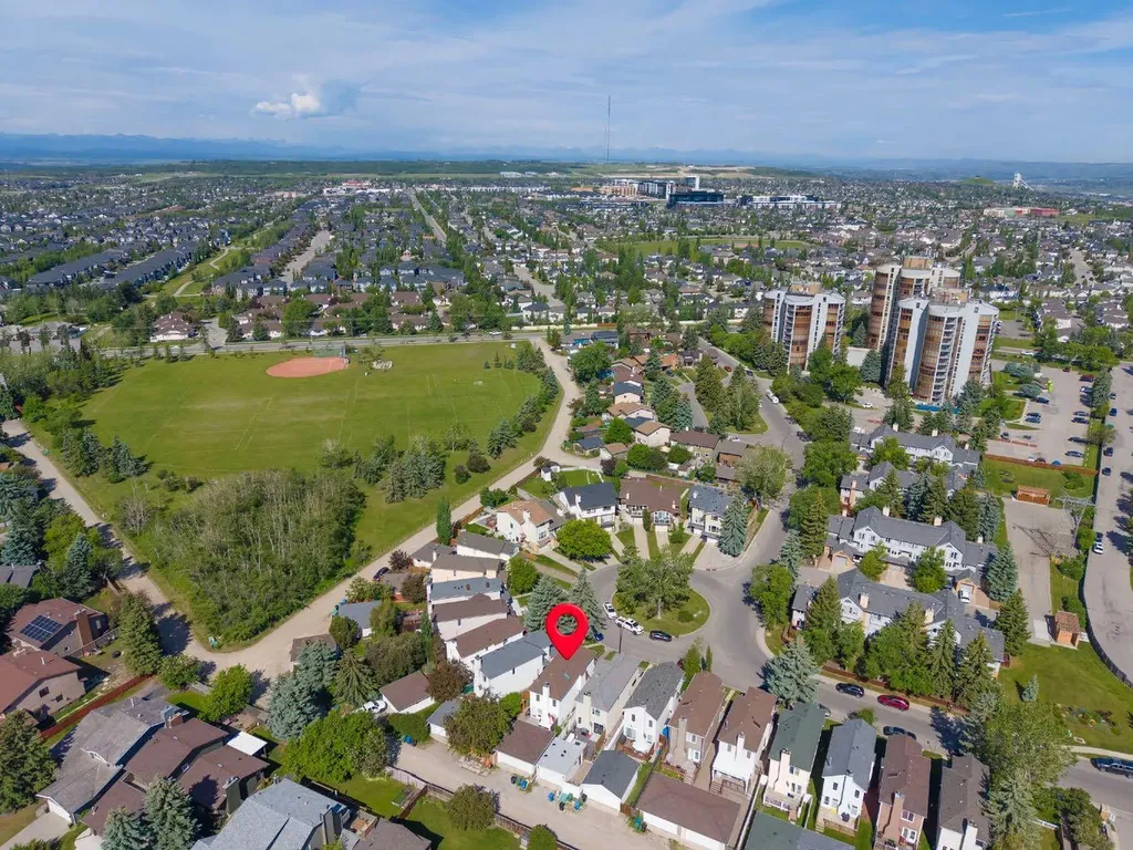 227 Coachway Road SW Calgary AB T3H 1B2