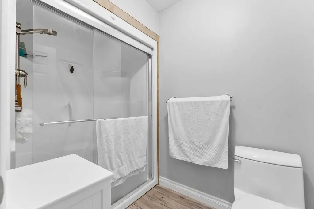 28 Sierra Close SW Medicine Hat AB T1B 0A8