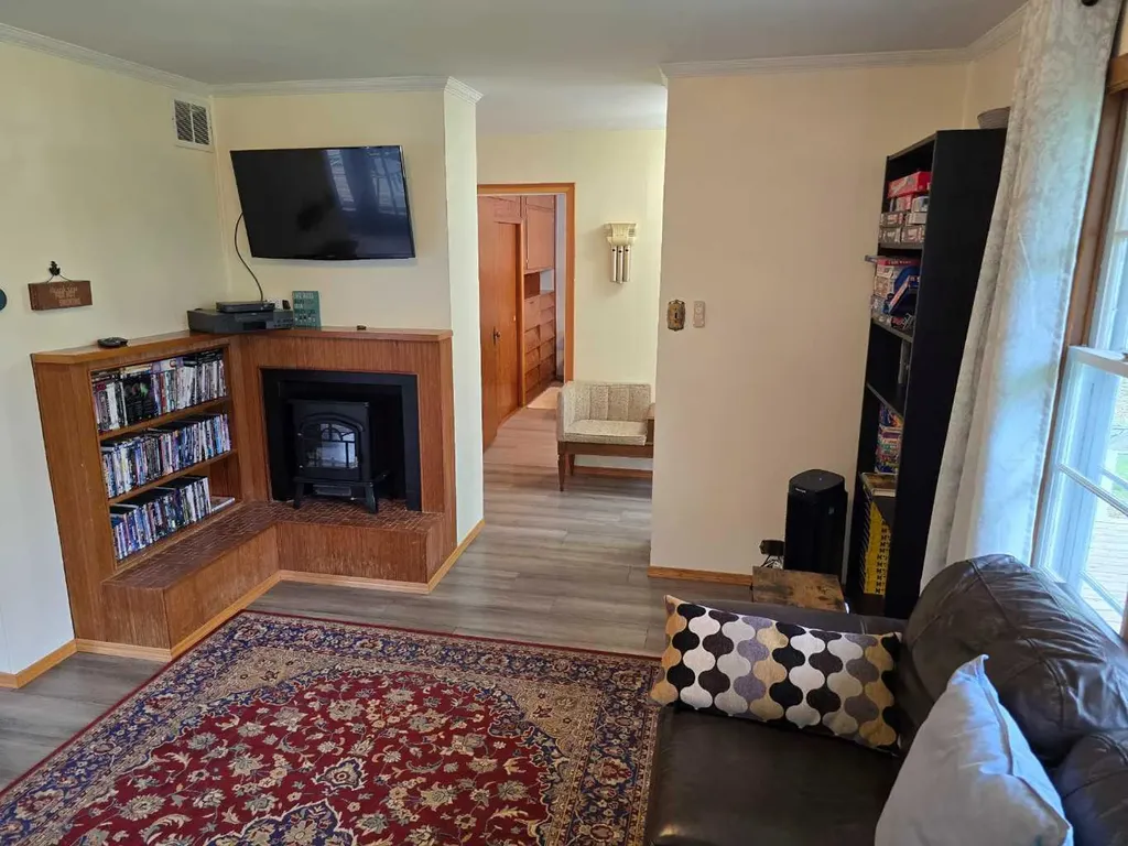 28126 Township Road 411 Rural Lacombe County AB T4L 2N3