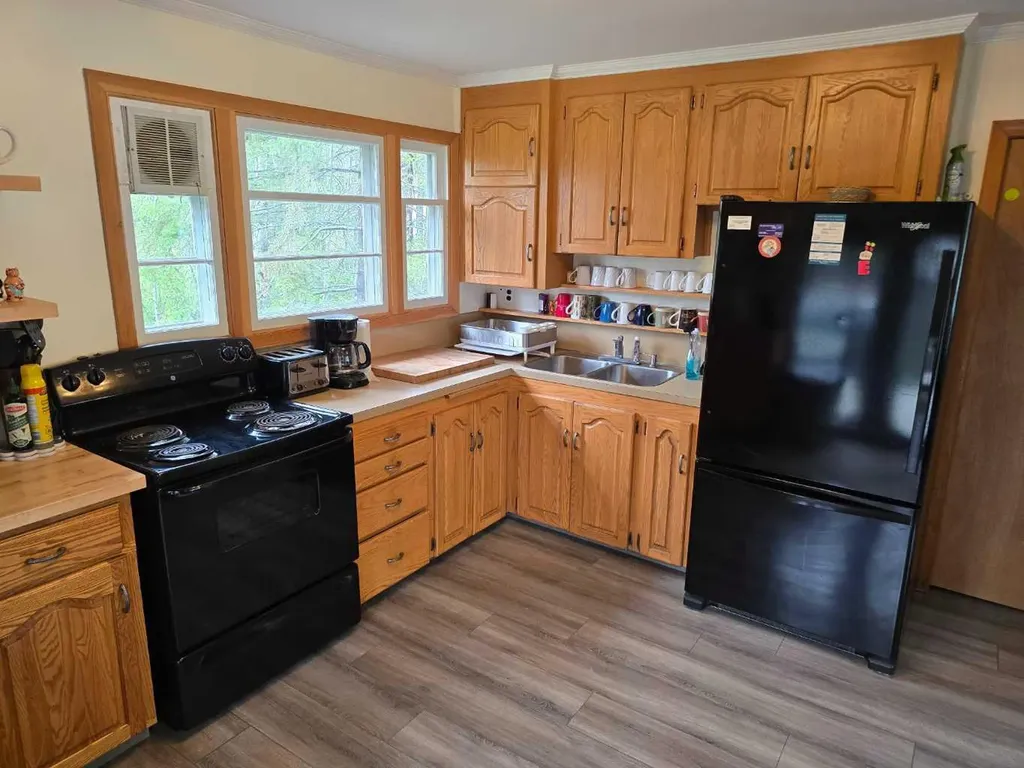 28126 Township Road 411 Rural Lacombe County AB T4L 2N3