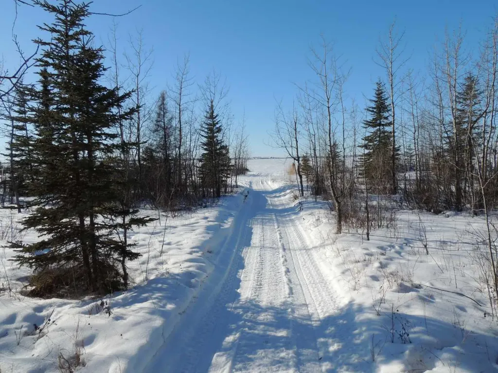 28126 Township Road 411 Rural Lacombe County AB T4L 2N3