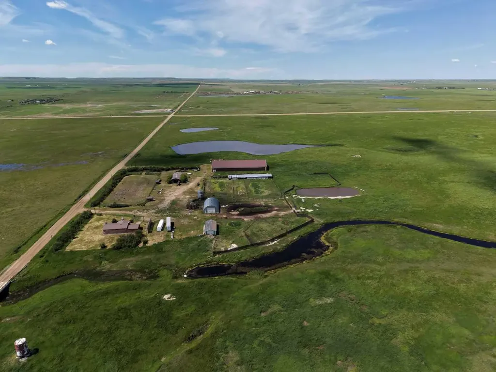 14446 Township Road 302 Rural Special Areas No. 2 AB T0J 1P0