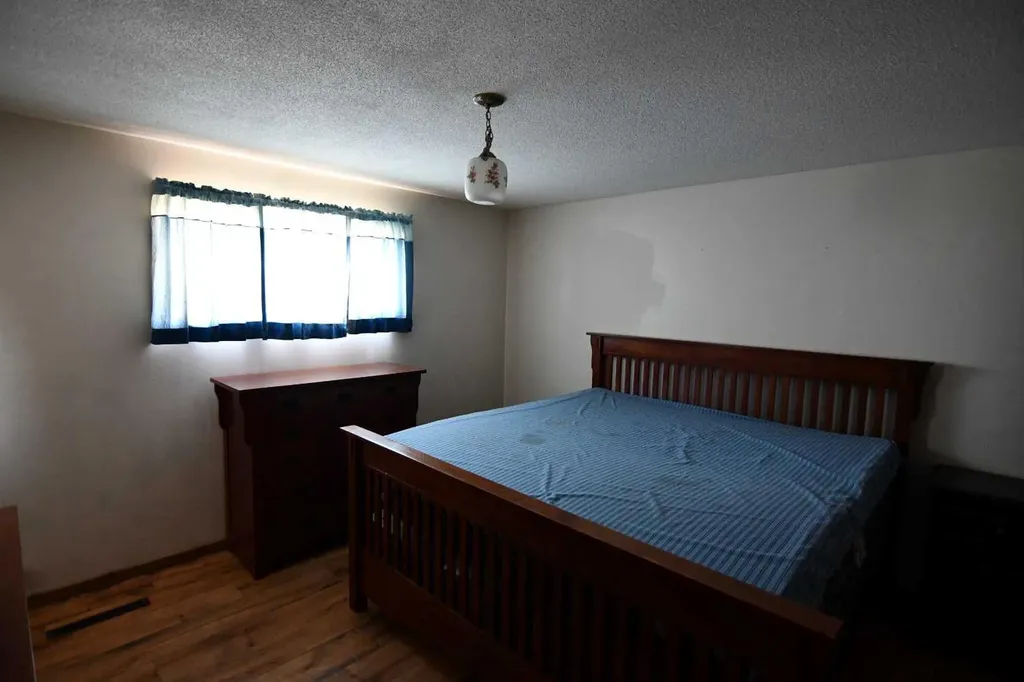 14446 Township Road 302 Rural Special Areas No. 2 AB T0J 1P0