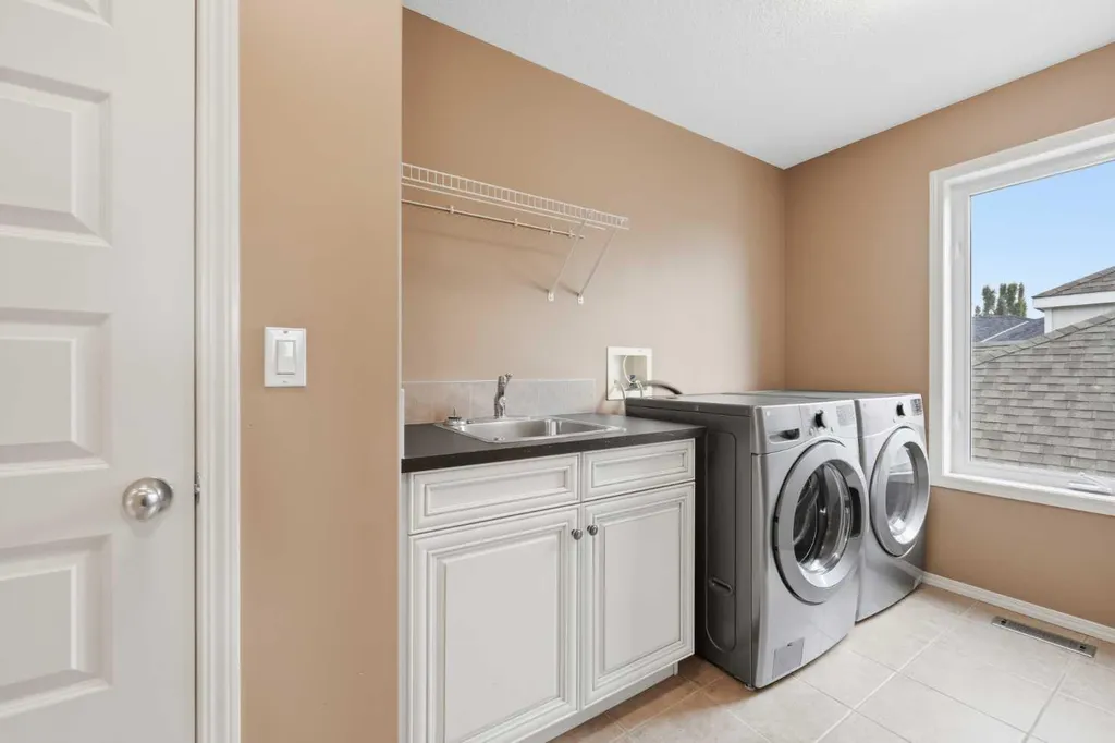 68 Auburn Sound Terrace SE Calgary AB T3M 1L6