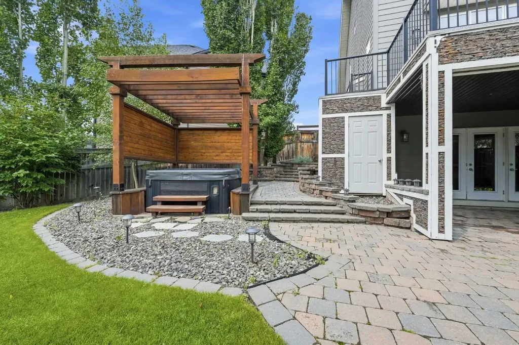 68 Auburn Sound Terrace SE Calgary AB T3M 1L6