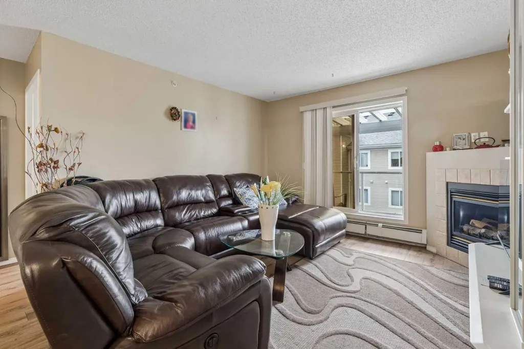 260 Shawville Way SE Calgary AB T2Y 3Z6