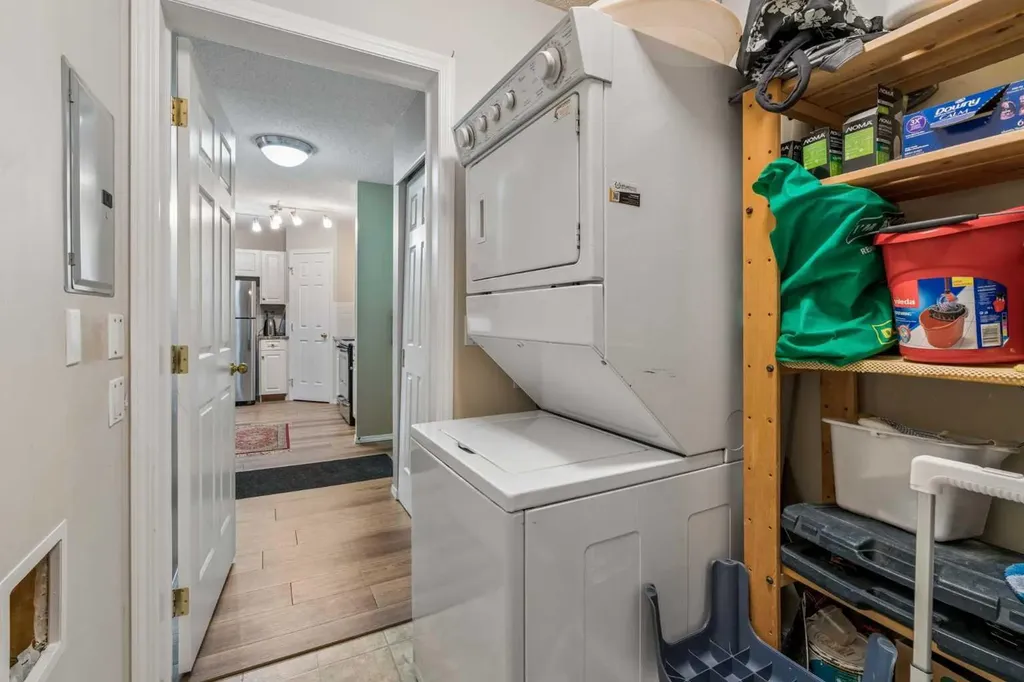 260 Shawville Way SE Calgary AB T2Y 3Z6