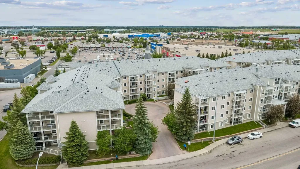 260 Shawville Way SE Calgary AB T2Y 3Z6