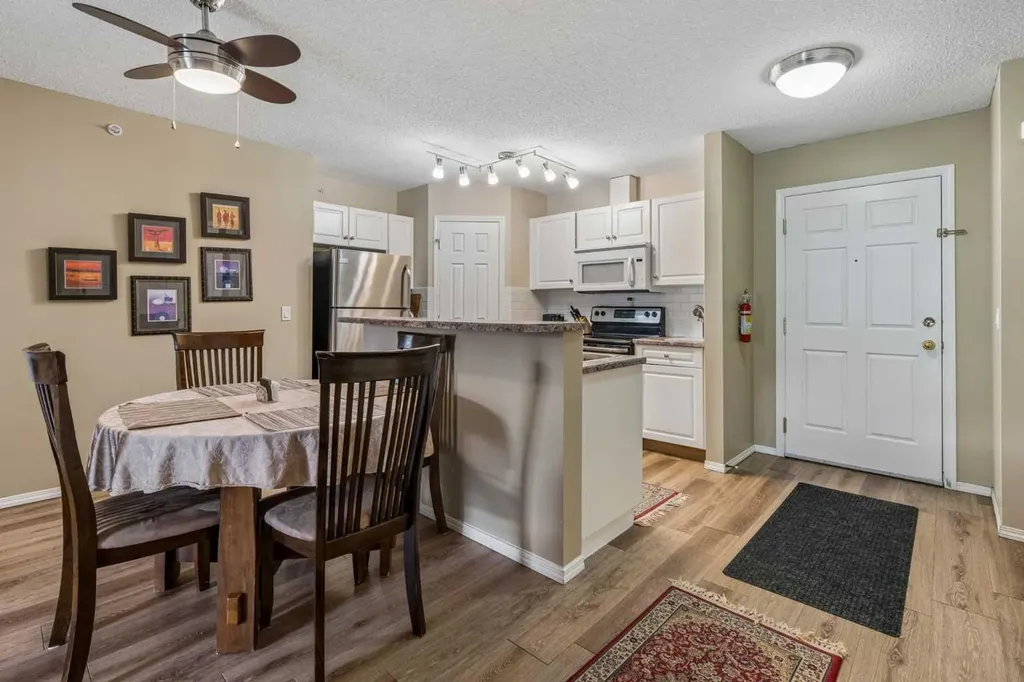 260 Shawville Way SE Calgary AB T2Y 3Z6