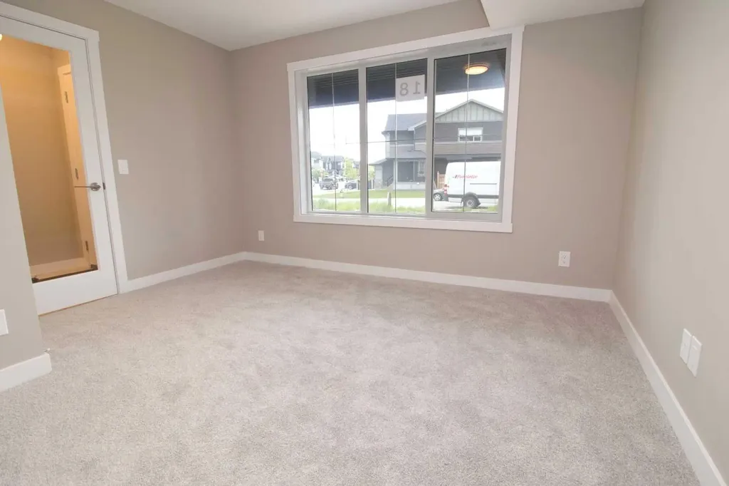 18 Sundown Place Cochrane AB T4C 3H2
