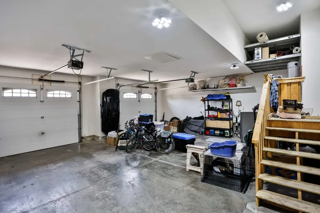 642 Canyonview Landing W Lethbridge AB T1K 5R9