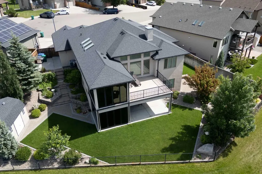 642 Canyonview Landing W Lethbridge AB T1K 5R9
