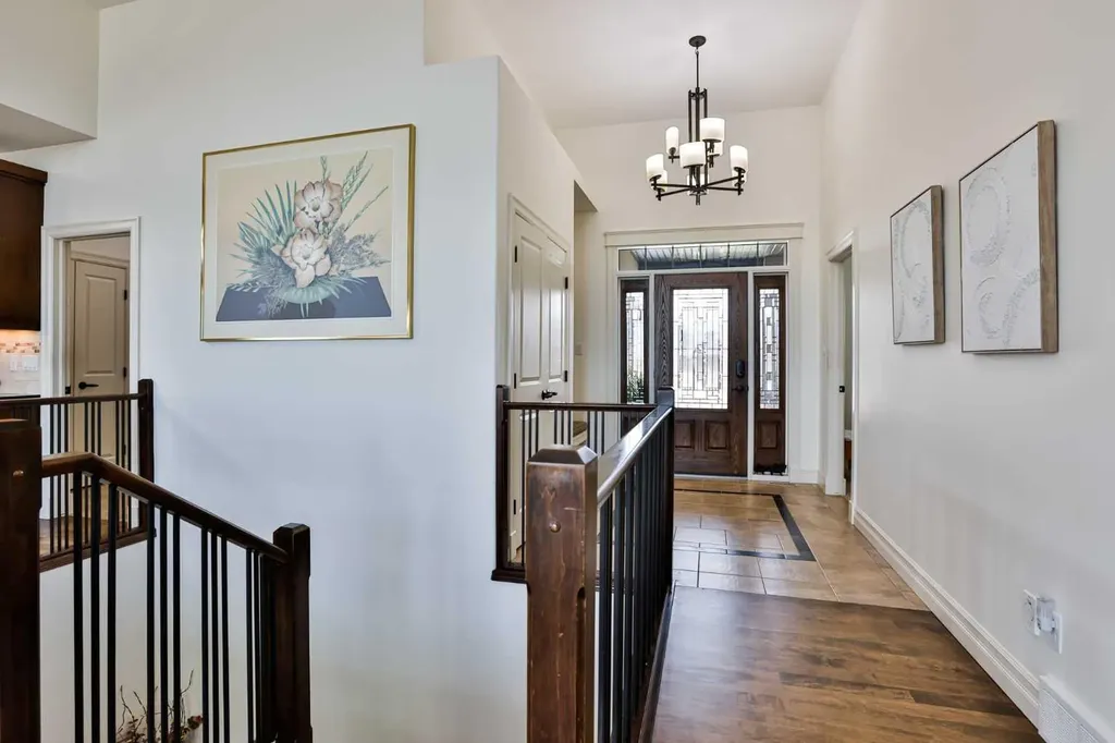 642 Canyonview Landing W Lethbridge AB T1K 5R9