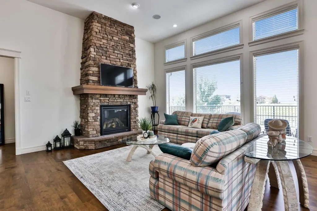 642 Canyonview Landing W Lethbridge AB T1K 5R9