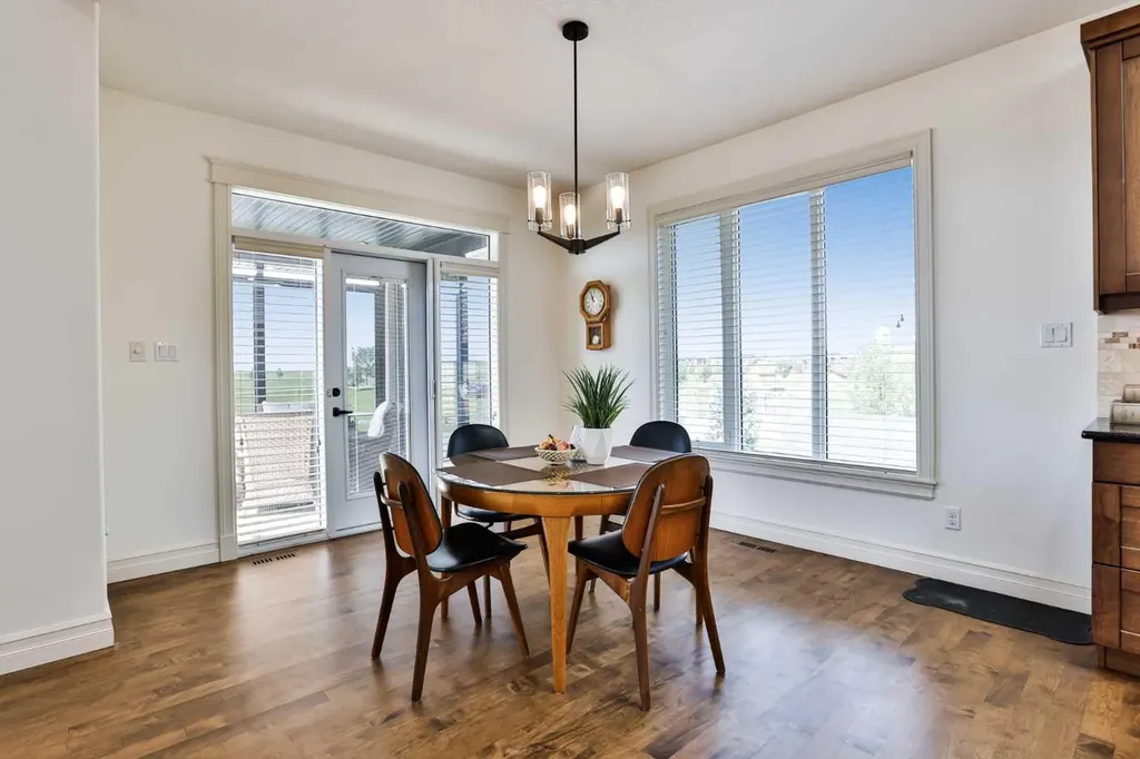 642 Canyonview Landing W Lethbridge AB T1K 5R9