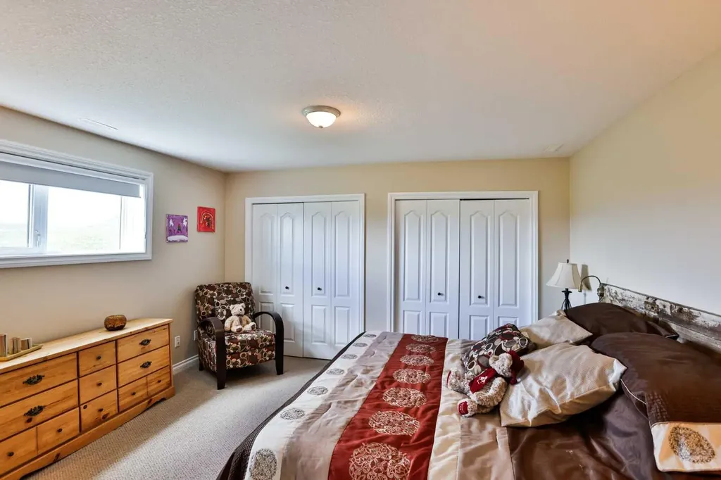 5 Walking Plow Estates Cowley AB T0K 0P0