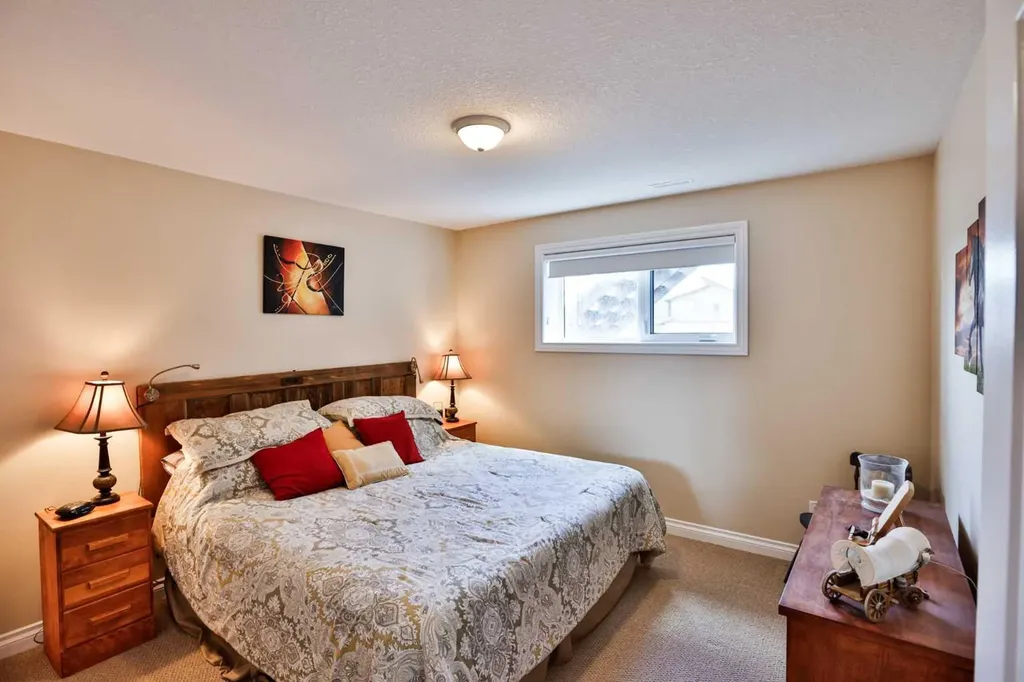5 Walking Plow Estates Cowley AB T0K 0P0