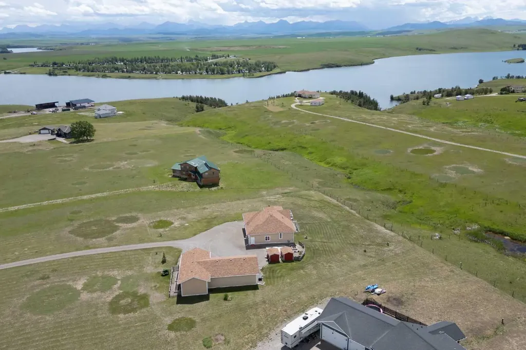 5 Walking Plow Estates Cowley AB T0K 0P0