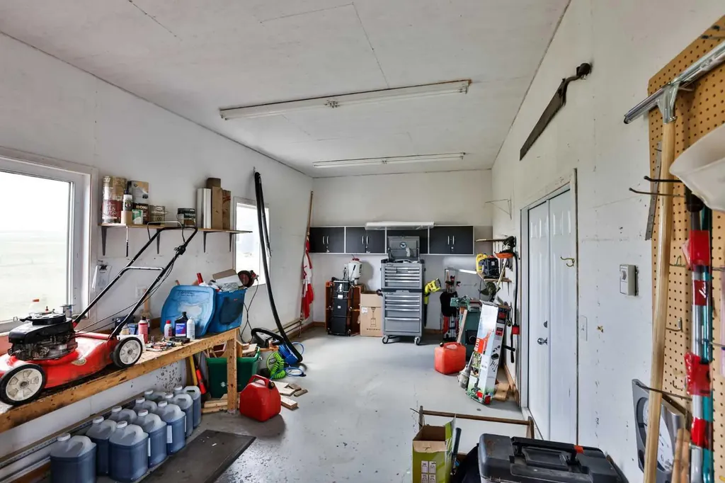 5 Walking Plow Estates Cowley AB T0K 0P0